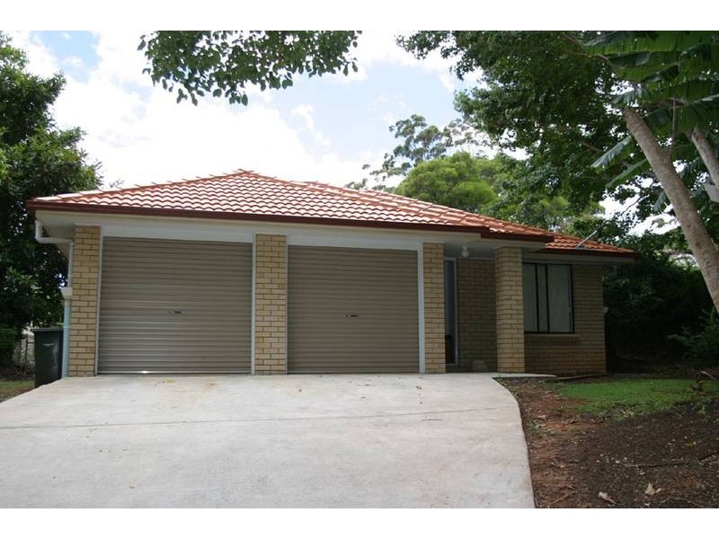Eagle Heights QLD 4271