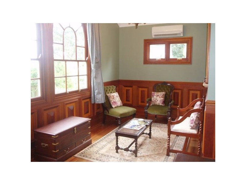 Eagle Heights QLD 4271