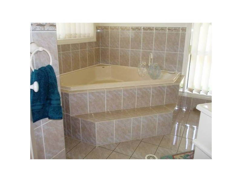 North Tamborine QLD 4272