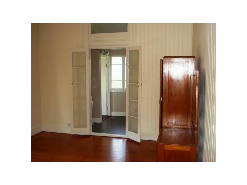 Eagle Heights QLD 4271