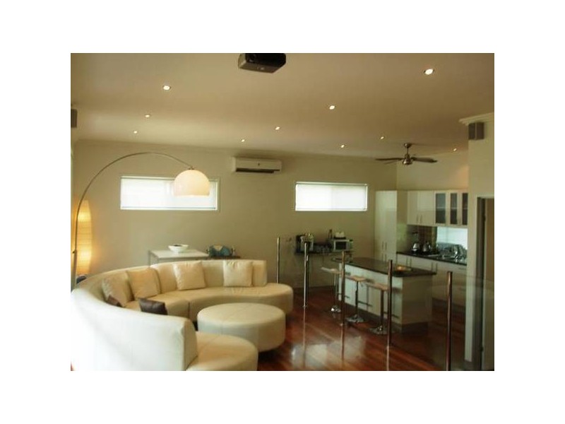 Eagle Heights QLD 4271