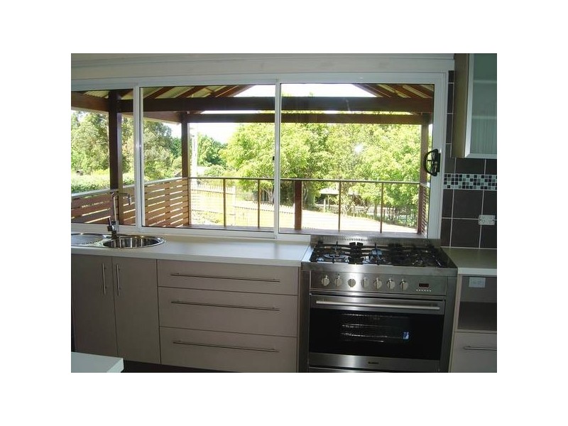 Eagle Heights QLD 4271