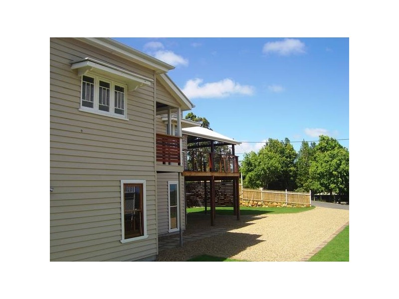 Eagle Heights QLD 4271