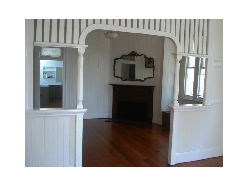 Eagle Heights QLD 4271