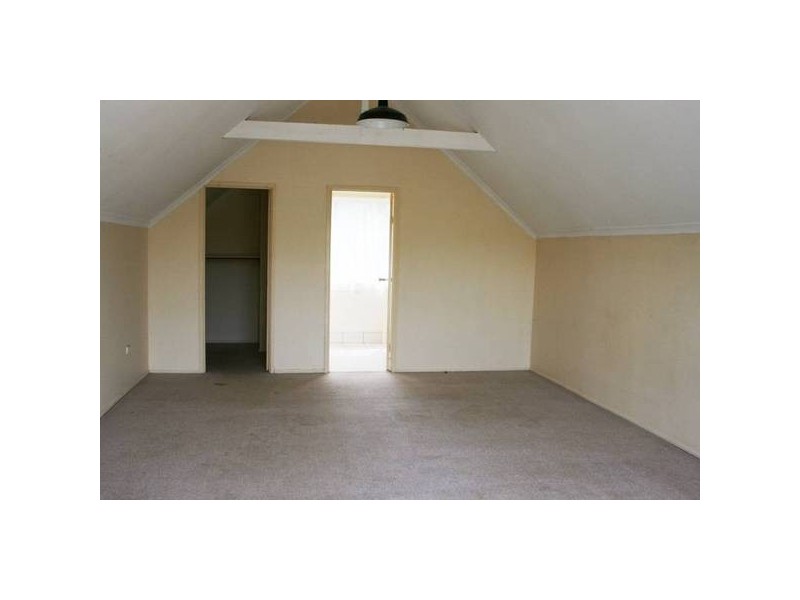 Eagle Heights QLD 4271