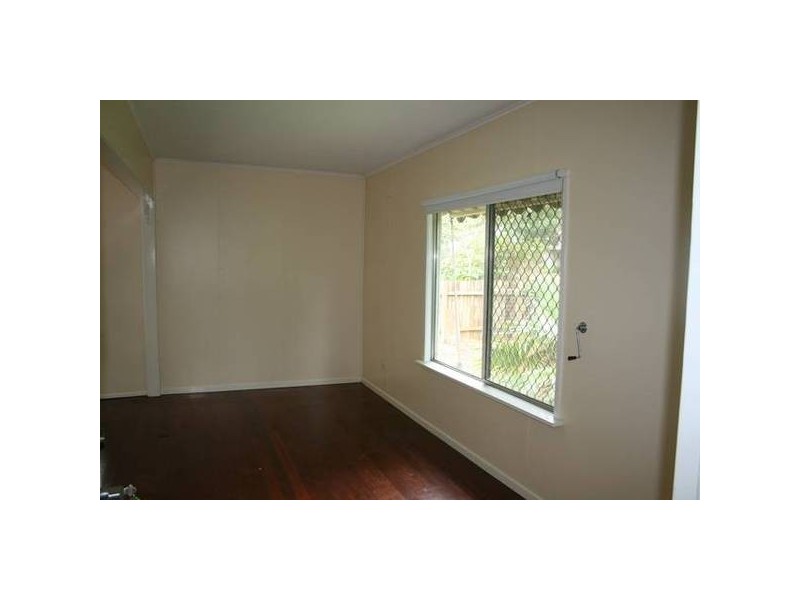 Eagle Heights QLD 4271