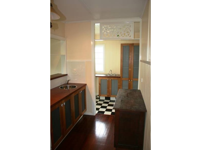Eagle Heights QLD 4271