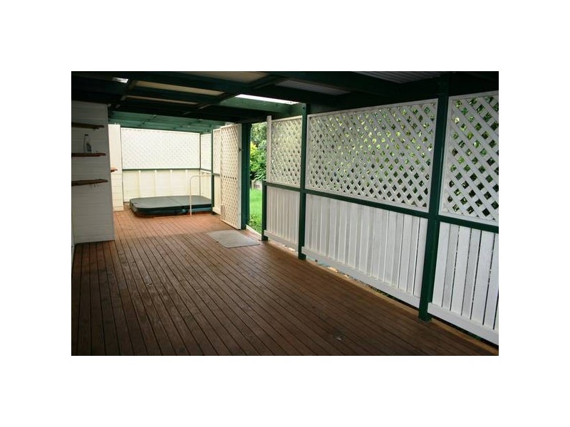 Eagle Heights QLD 4271