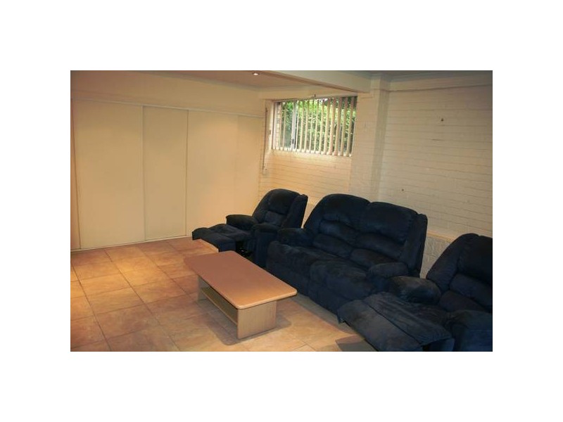 Eagle Heights QLD 4271