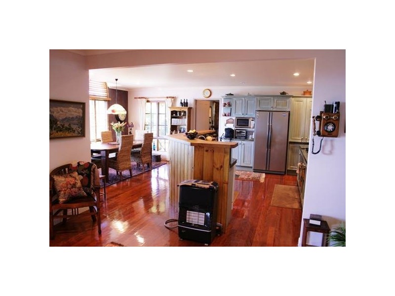 Eagle Heights QLD 4271