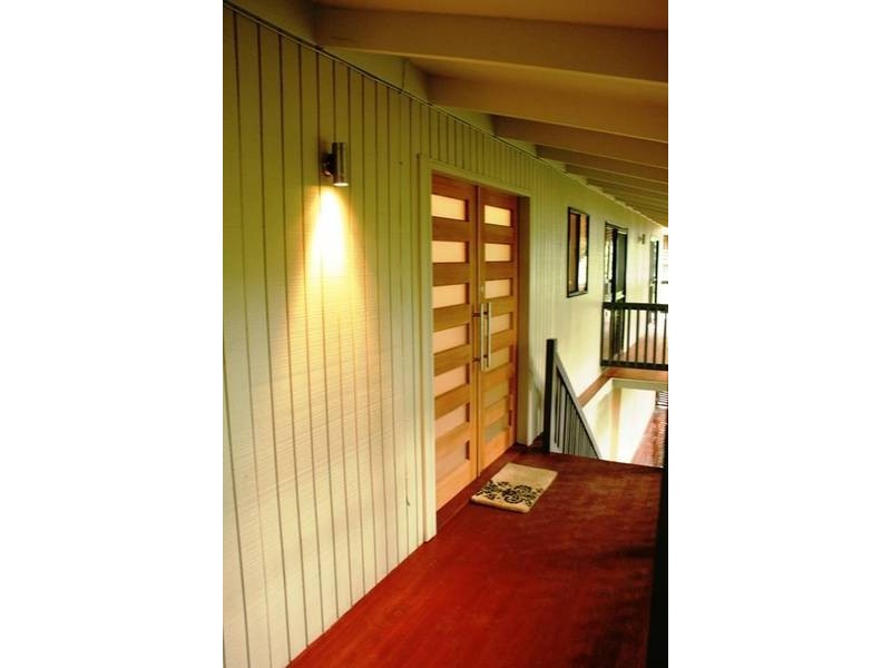 Eagle Heights QLD 4271