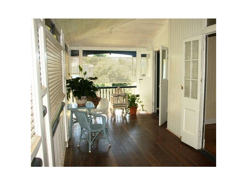 Eagle Heights QLD 4271