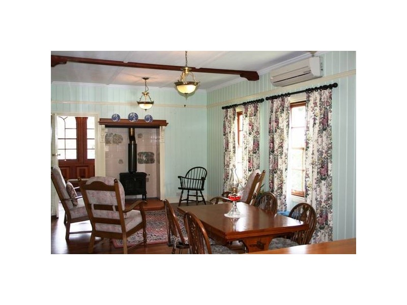 Eagle Heights QLD 4271