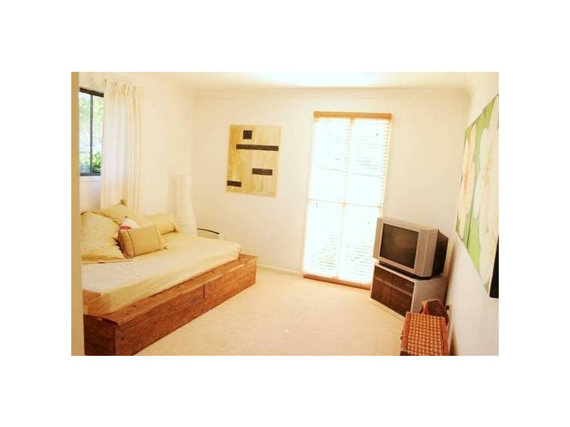 Eagle Heights QLD 4271