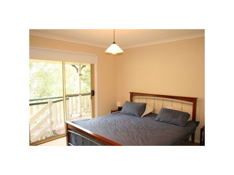 Eagle Heights QLD 4271