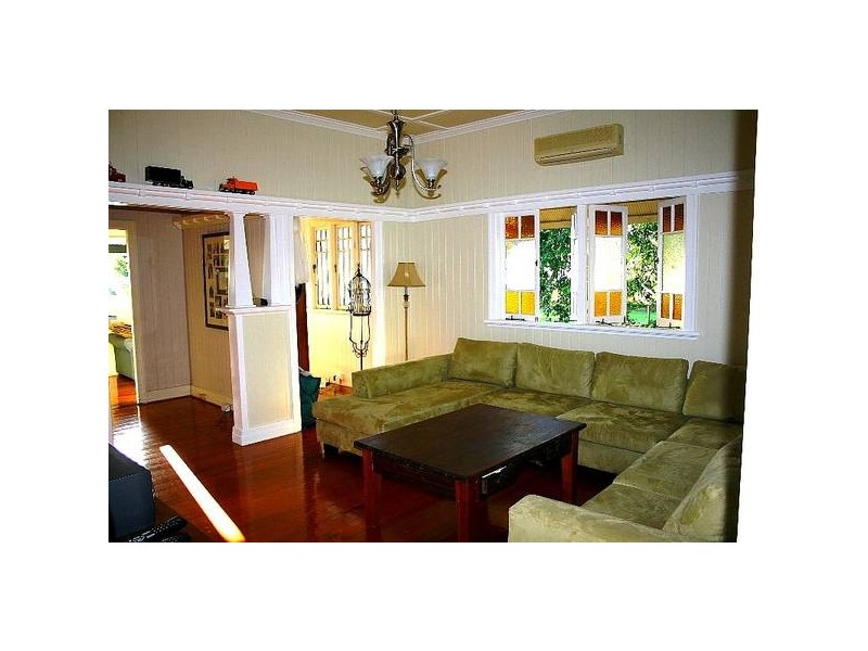 Eagle Heights QLD 4271