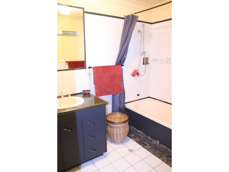 Eagle Heights QLD 4271