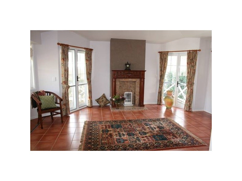 Eagle Heights QLD 4271