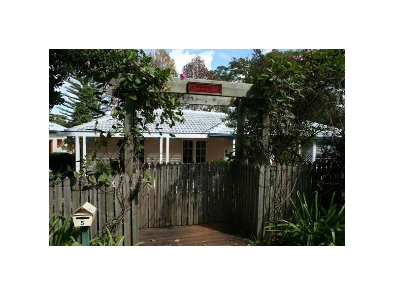 Eagle Heights QLD 4271