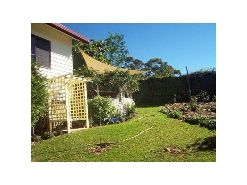 8 TETON COURT, Eagle Heights QLD 4271