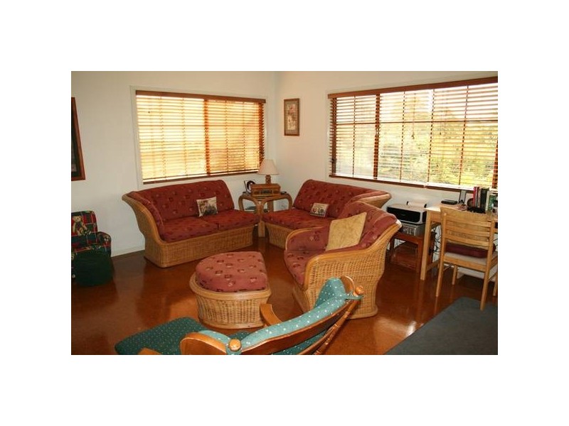 8 TETON COURT, Eagle Heights QLD 4271