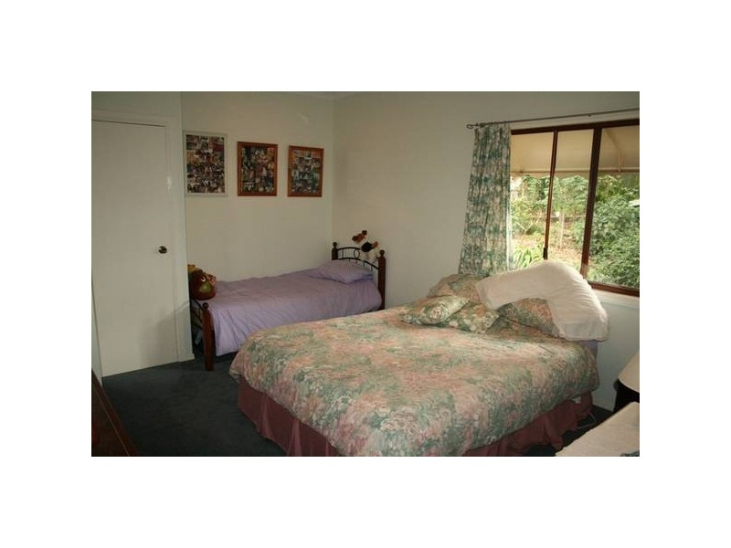 8 TETON COURT, Eagle Heights QLD 4271