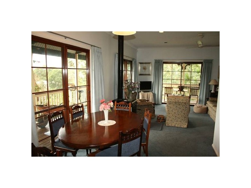 8 TETON COURT, Eagle Heights QLD 4271