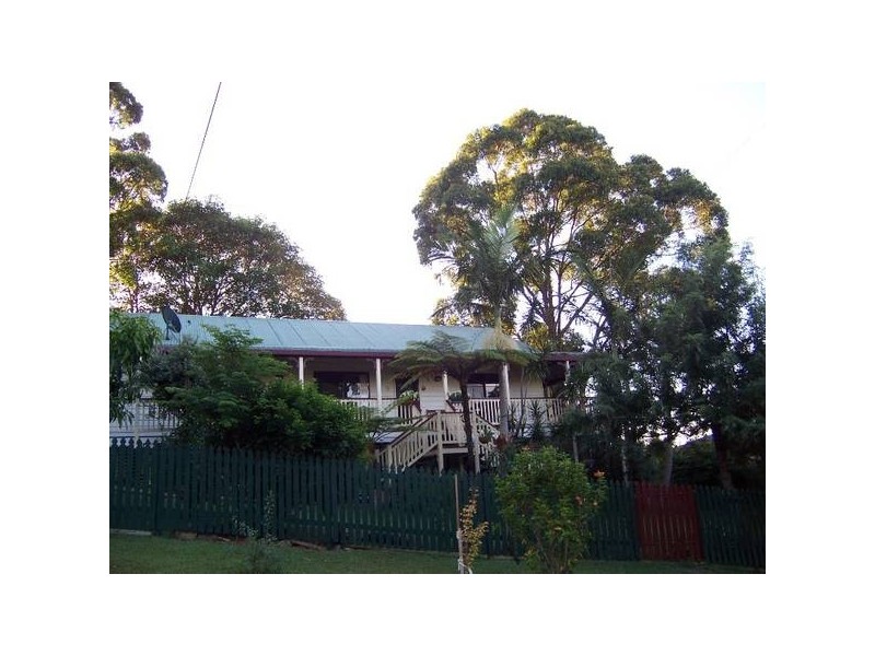 8 TETON COURT, Eagle Heights QLD 4271