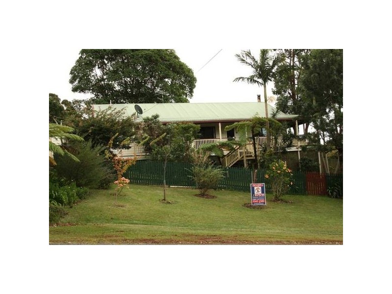 8 TETON COURT, Eagle Heights QLD 4271