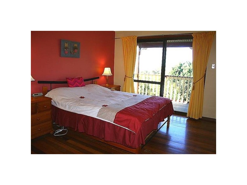 Eagle Heights QLD 4271