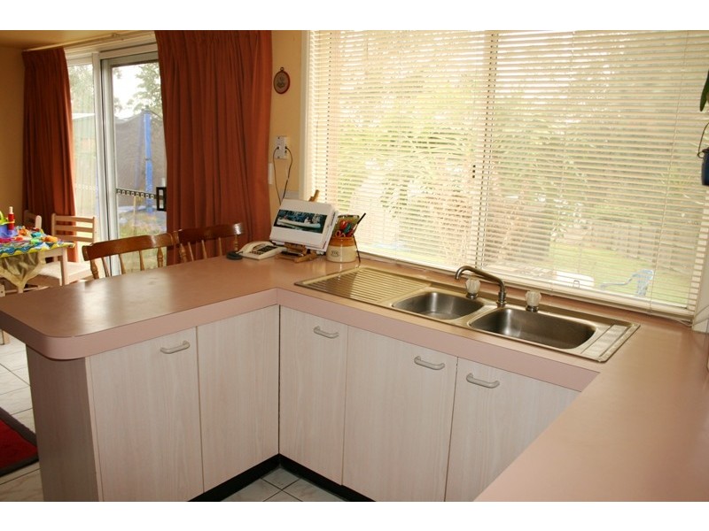 Eagle Heights QLD 4271