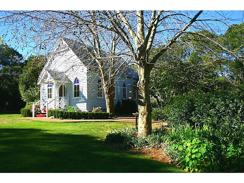 216 LONG ROAD, North Tamborine QLD 4272