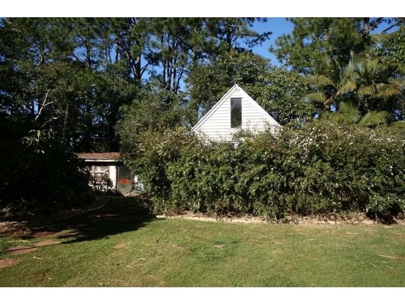 216 LONG ROAD, North Tamborine QLD 4272