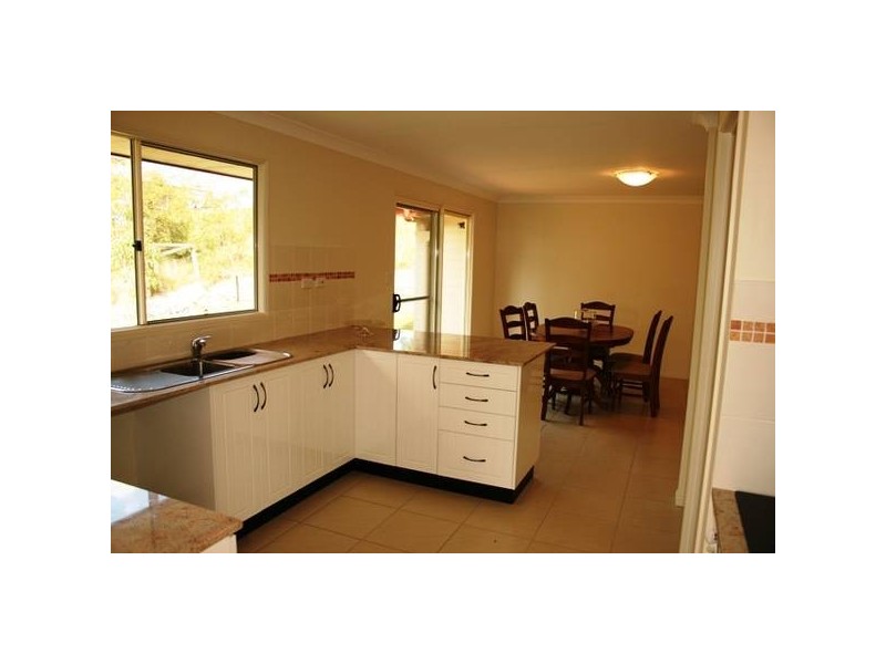 Eagle Heights QLD 4271