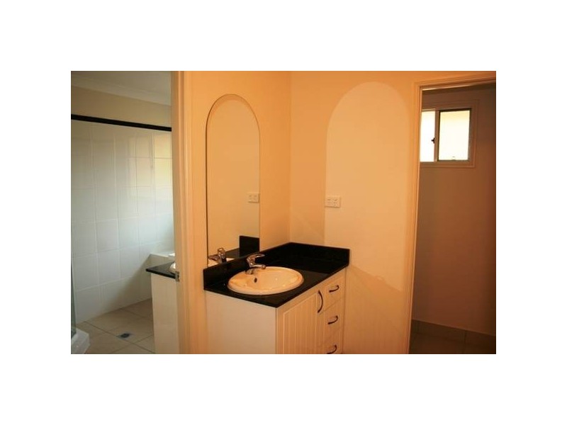 Eagle Heights QLD 4271