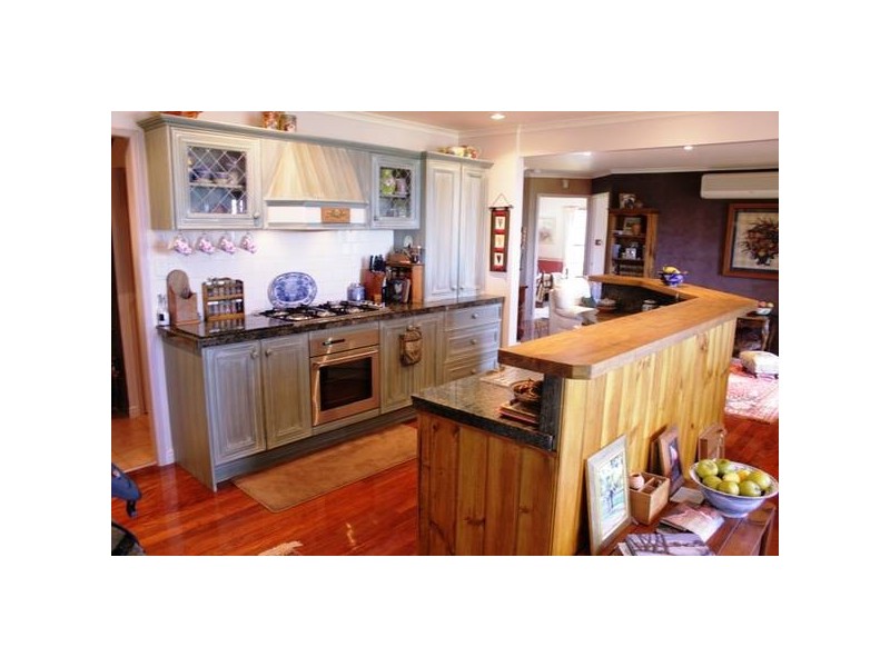 Eagle Heights QLD 4271