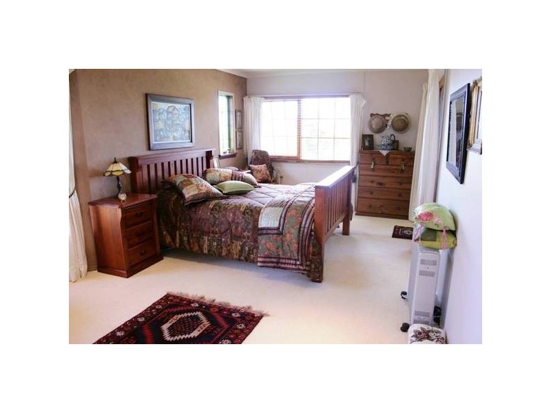 Eagle Heights QLD 4271