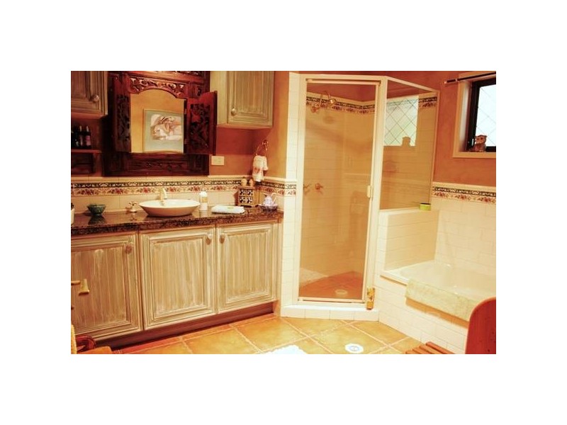 Eagle Heights QLD 4271