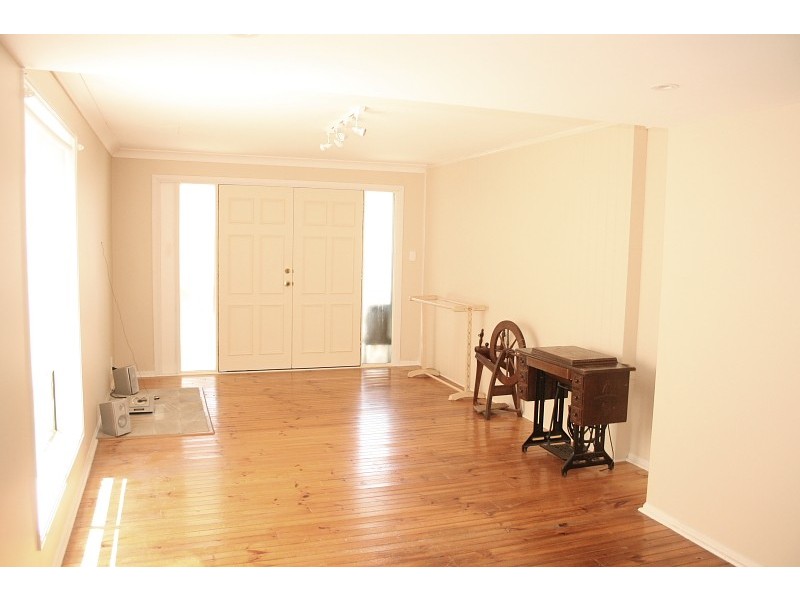 Eagle Heights QLD 4271