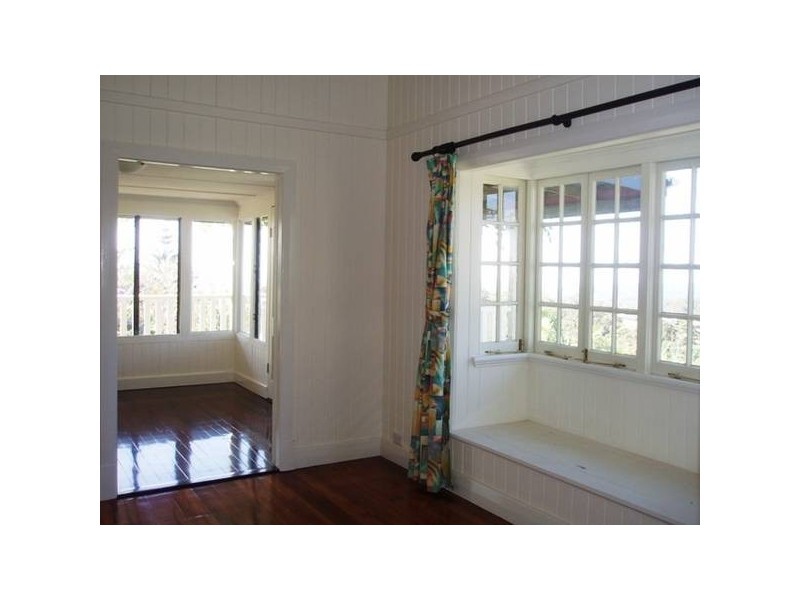 Eagle Heights QLD 4271