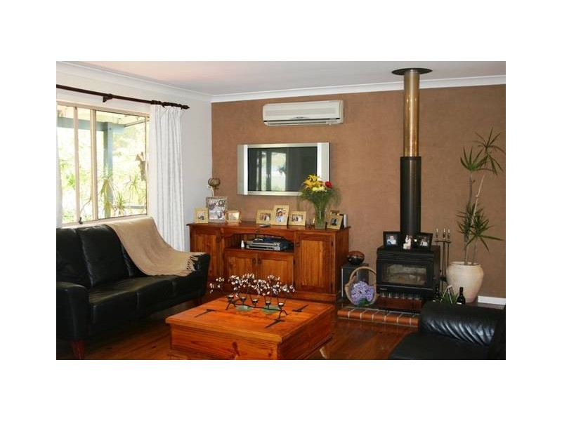 43 Magnetic Drive, Eagle Heights QLD 4271