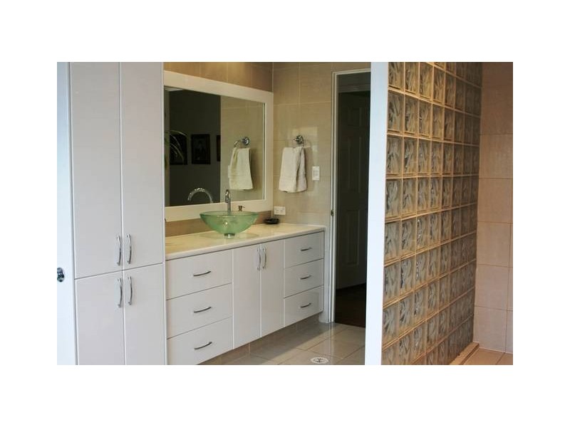 43 Magnetic Drive, Eagle Heights QLD 4271