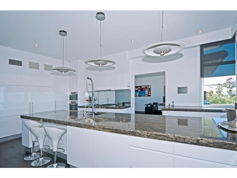 Eagle Heights QLD 4271