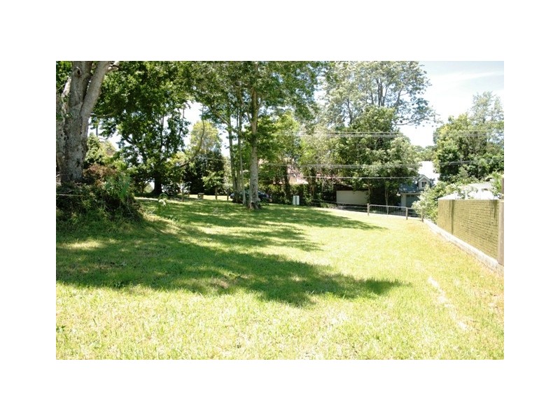 16 CENTRAL AVENUE, Eagle Heights QLD 4271