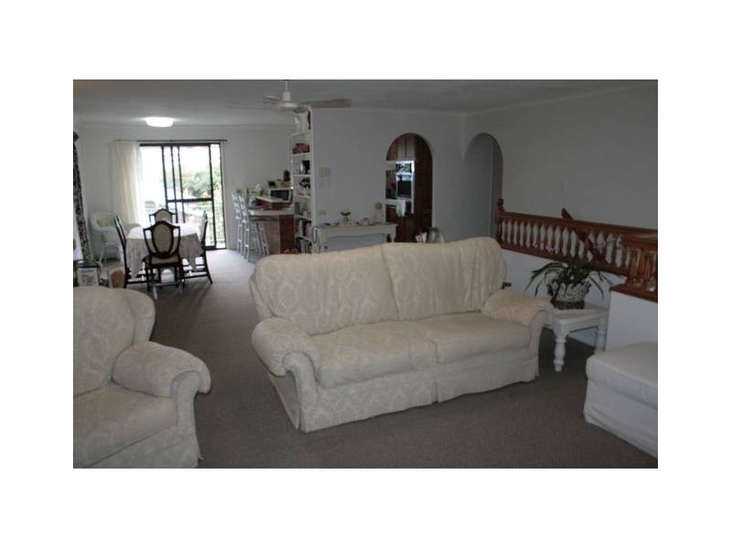 62 SOUTHPORT AVENUE, Eagle Heights QLD 4271