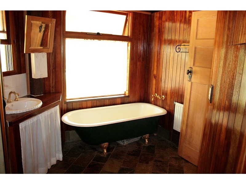 North Tamborine QLD 4272