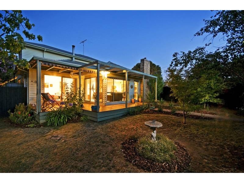 61 South Valley Road, Highton VIC 3216