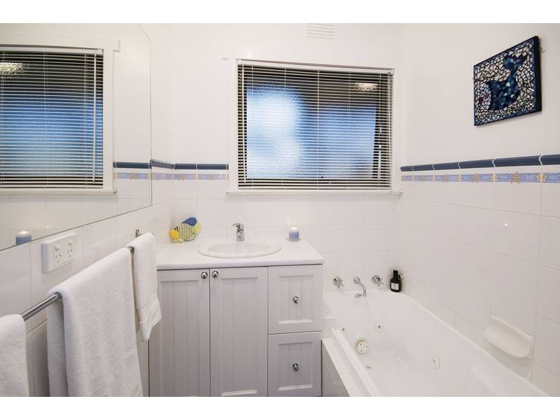 61 South Valley Road, Highton VIC 3216