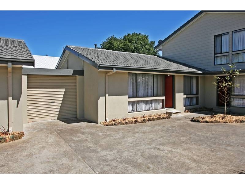 1&2/44 Marshall Street, Newtown VIC 3220