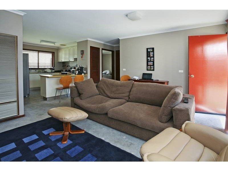 1&2/44 Marshall Street, Newtown VIC 3220